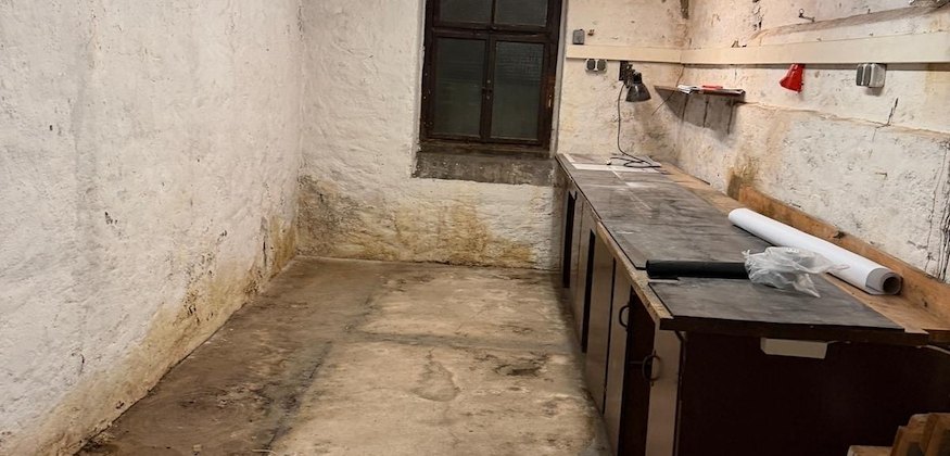 Vielseitig nutzbares Büro mit Lagerflächen