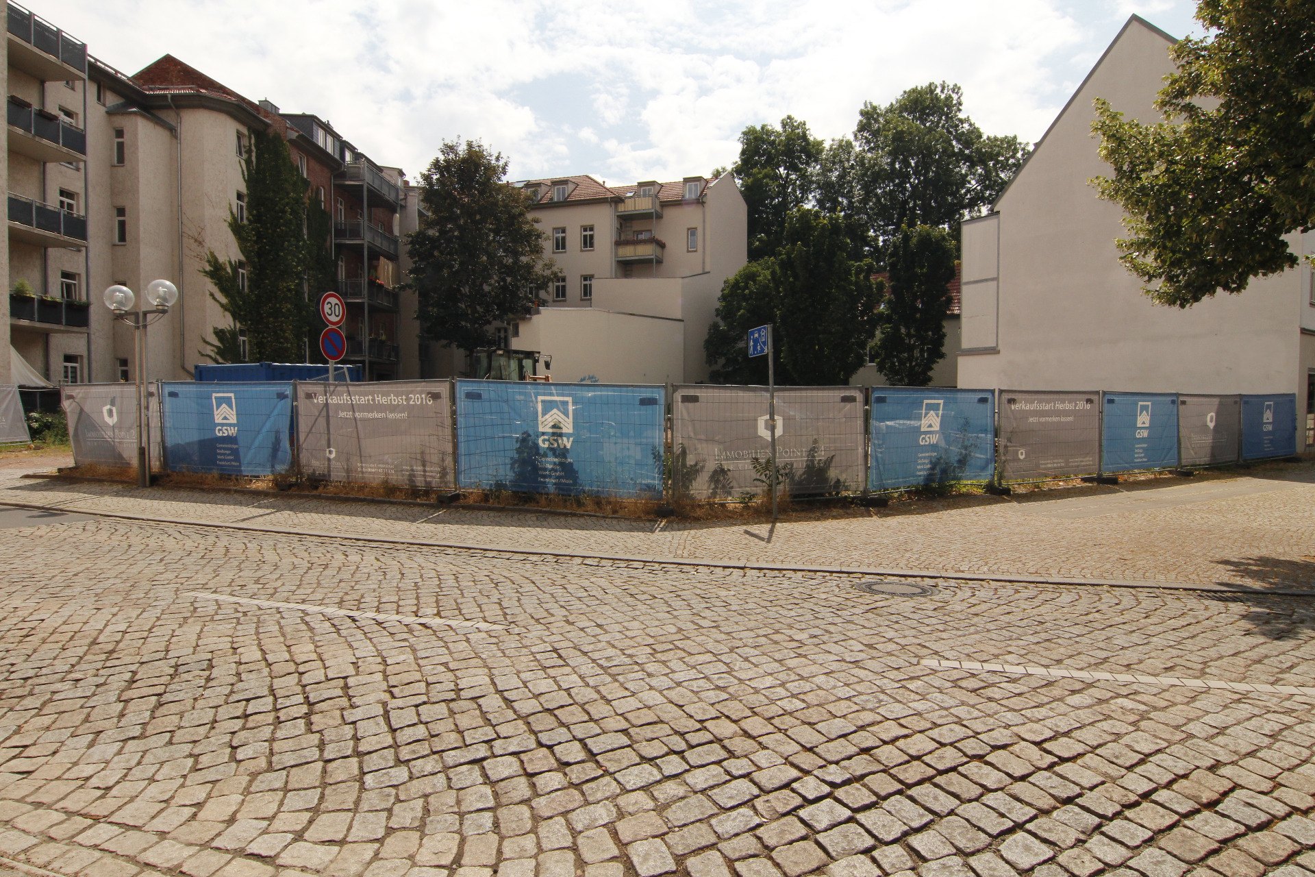 bauselle am mainzerhofplatz in erfurt bauselle am mainzerhofplatz in erfurt - bauselle-am-mainzerhofplatz-in-erfurt.jpg